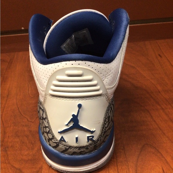 Nike Blue and Gray Sneakers - Picture 6 of 16